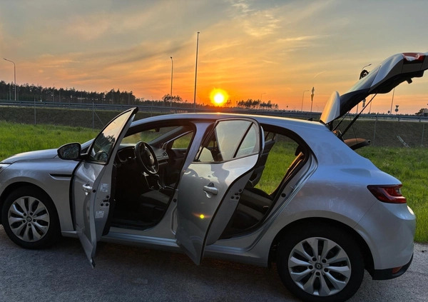 Renault Megane cena 37000 przebieg: 200000, rok produkcji 2016 z Szczecin małe 211
